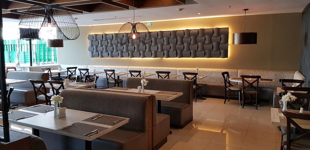 Antaris Galerias Hotel Monterrey Ngoại thất bức ảnh